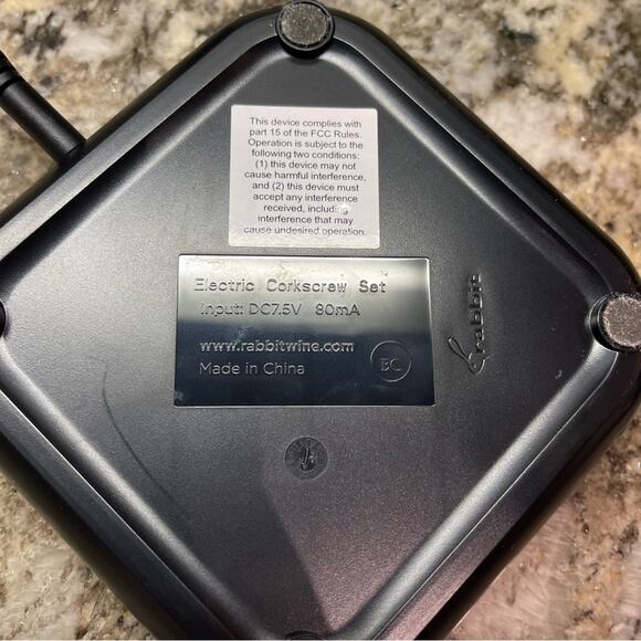 Rabbit 8-piece Electric Wine Set Corkscrew | Wine Opener - Picture 7 of 9